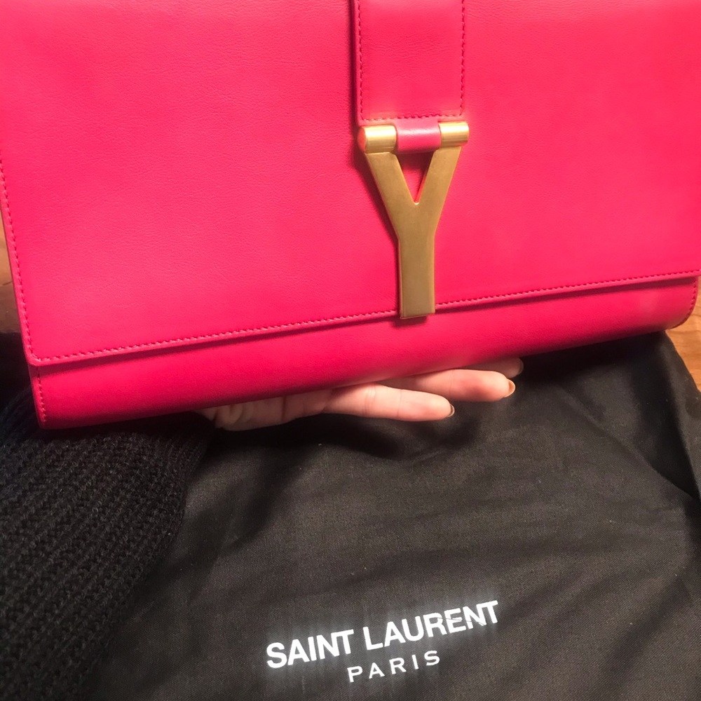 Yves Saint Laurent Linge Y Logo Gold Clutch - Picture 3 of 7